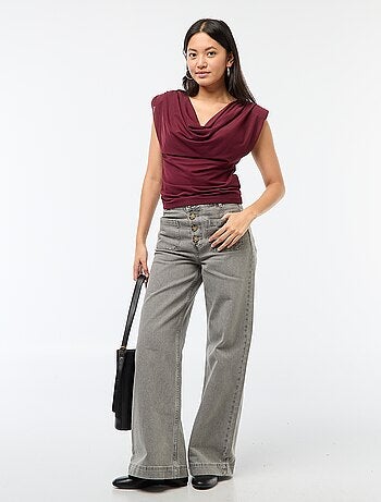 Top de cuello drapeado sin mangas