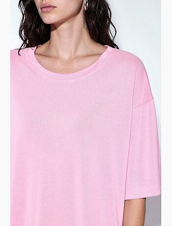 Top de cuello redondo y manga corta de corte relajado busem