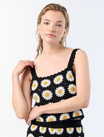 Top de ganchillo con estampado