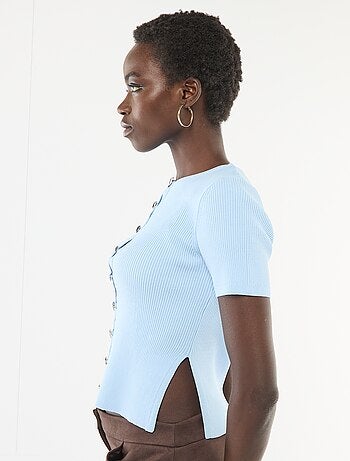 Top de manga corta en punto de canalé