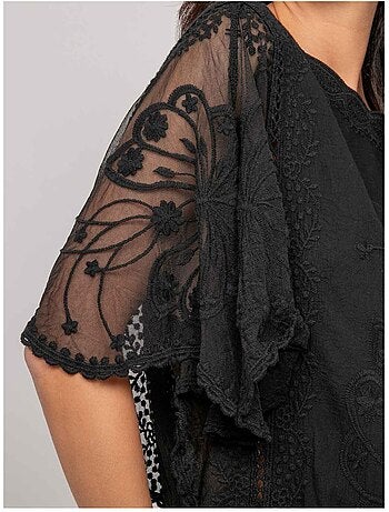 Top de mangas mariposa con bordado FLEURETTE