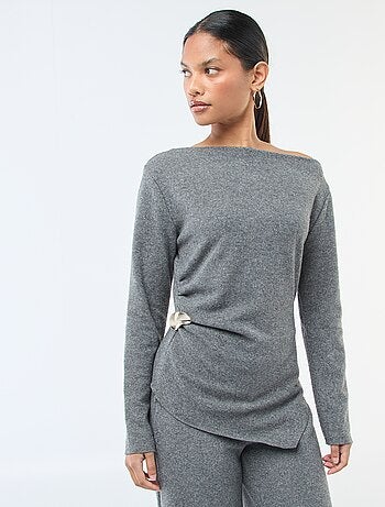 Top de punto asimétrico