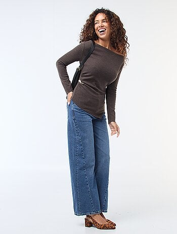 Top de punto asimétrico