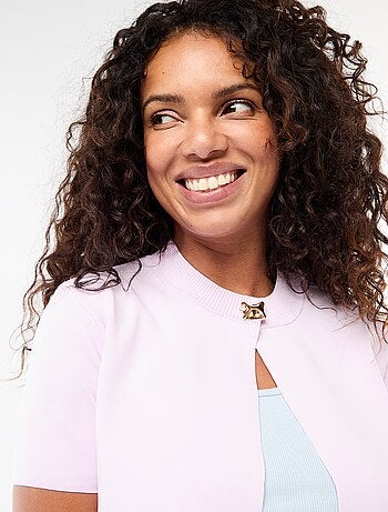 Top de punto con cierre en el cuello