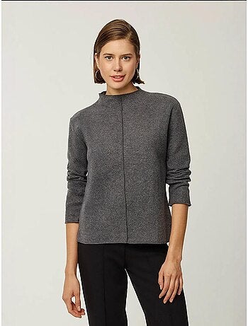 Top de punto con cuello alto medio hiccup