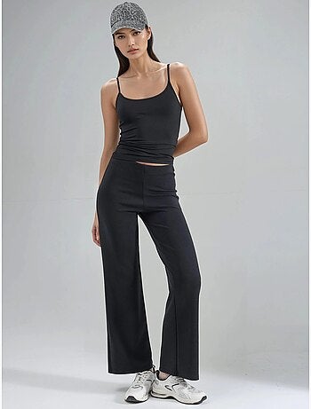 Top de tirantes ajustado de punto con cuello en u busem