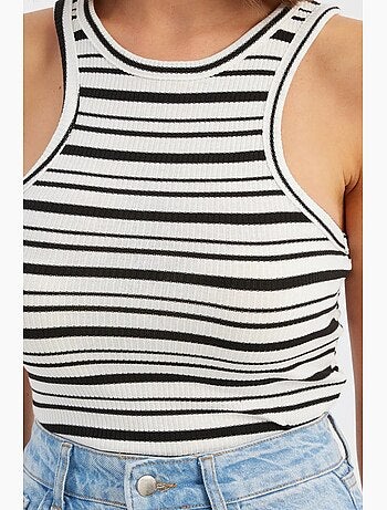 Top de tirantes con cuello halter y tejido a rayas hiccup