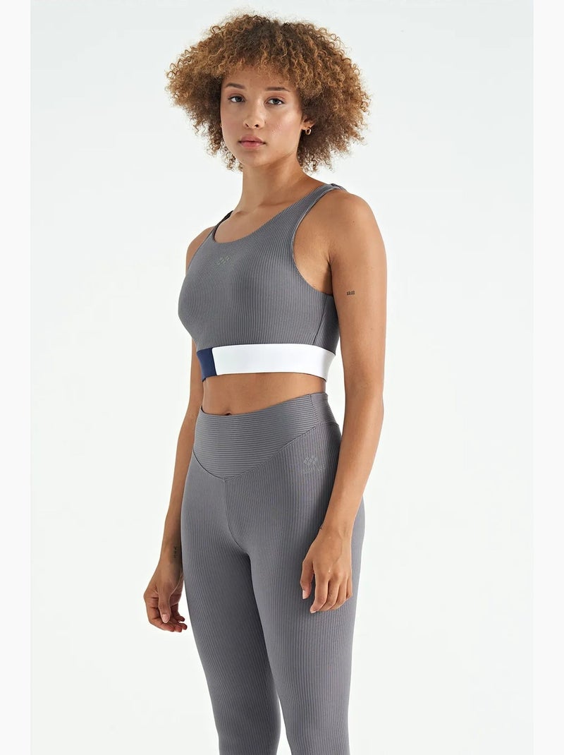 Top deportivo crop sin mangas de bloques de color tommy Gris blanco - Kiabi