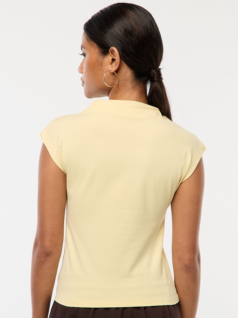 Top sin mangas con cuello alto Amarillo - Kiabi