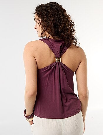 Top sin mangas con escote drapeado