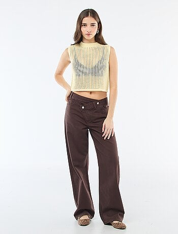 Top sin mangas de crochet