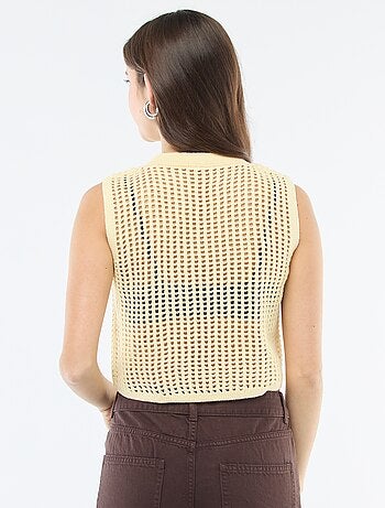 Top sin mangas de crochet