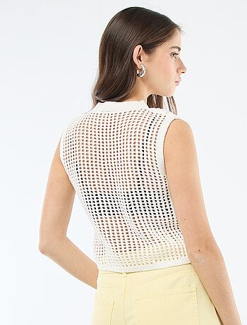 Top sin mangas de crochet