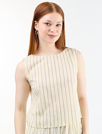Top sin mangas de cuello redondo