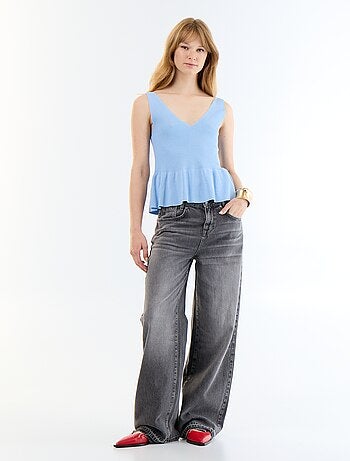 Top sin mangas peplum de canalé