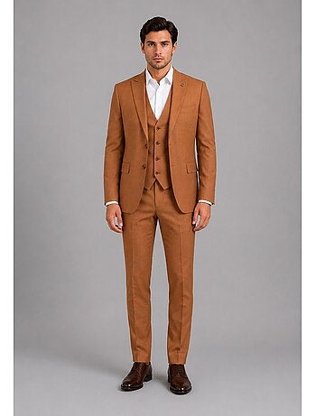 Traje de 3 piezas Kebello