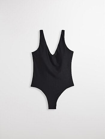 Traje de baño, MO Fashion