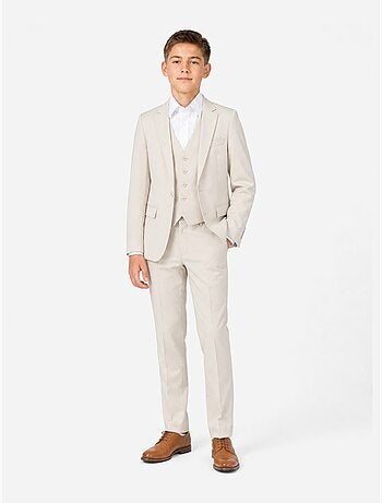 Traje de tres piezas