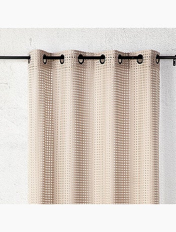 Transparente calado con ojales