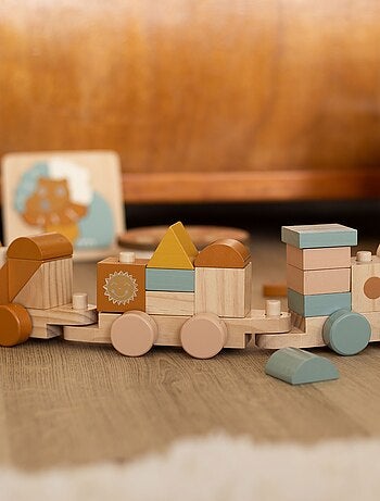 Tren de madera para bebé