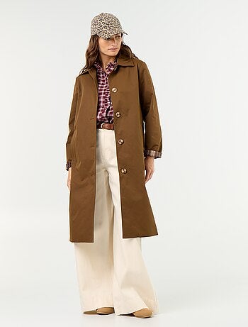 Trench de media longitud con forro interior