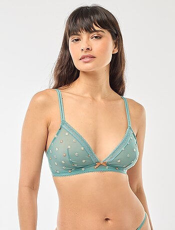 Triángulo de tul transparente con flores