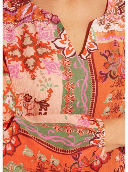 Túnica larga con escote en pico y voile estampado patchwork - Afibel - Kiabi Túnica larga con escote en pico y voile estampado patchwork - Afibel - Kiabi