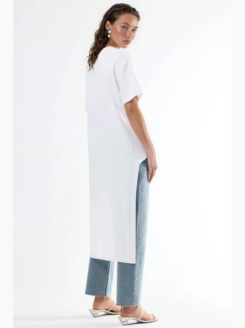 Túnica oversize con cuello redondo y abertura busem - Kiabi Túnica oversize con cuello redondo y abertura busem - Kiabi