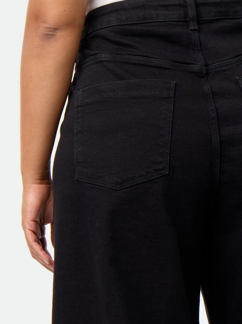 Vaquero ancho con bolsillos de parche Negro - Kiabi