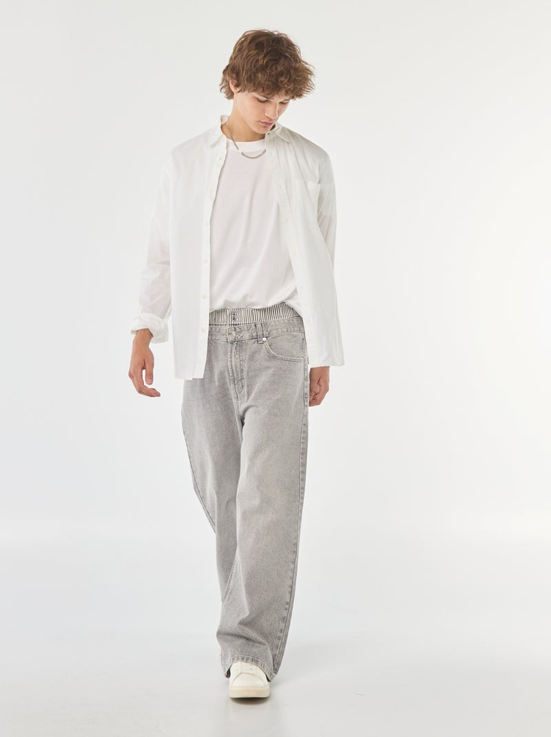 Vaquero ancho tipo baggy con falso calzoncillo integrado en la cintura Gris - Kiabi