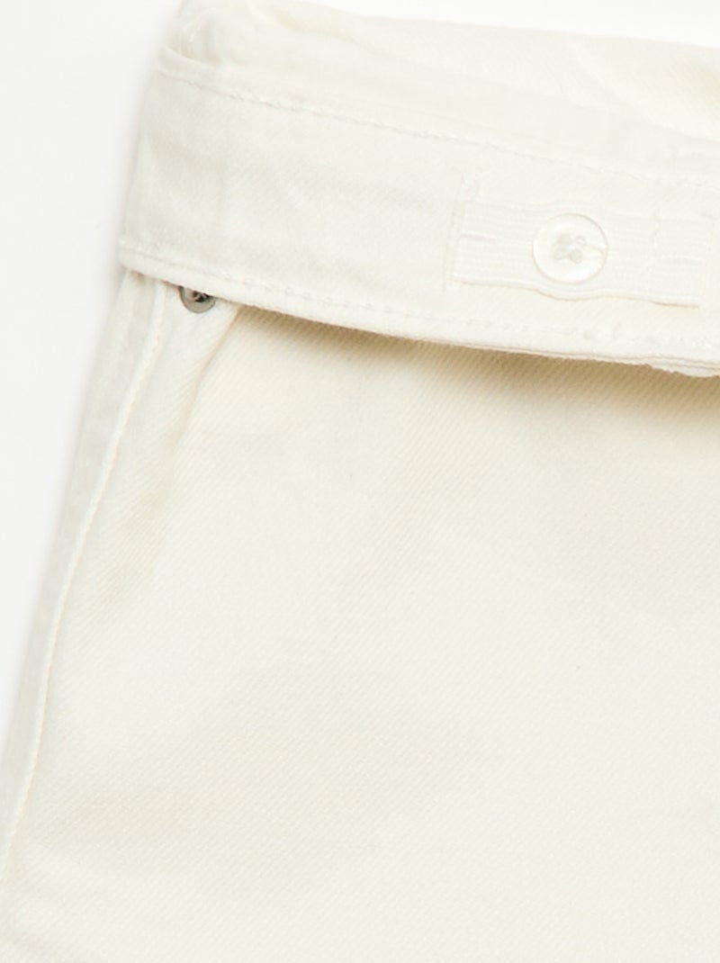 Vaquero bermuda slim fit elástico de algodón Crudo - Kiabi