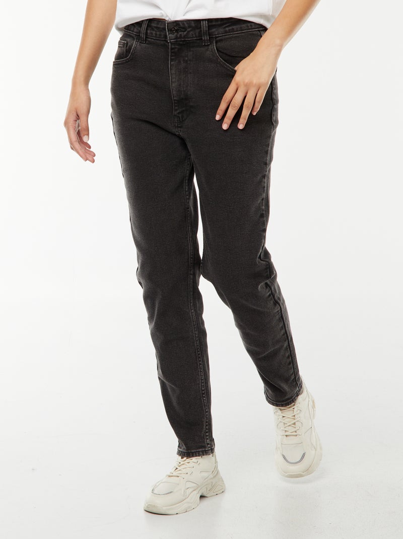 Vaquero con corte mom - L28 Negro - Kiabi