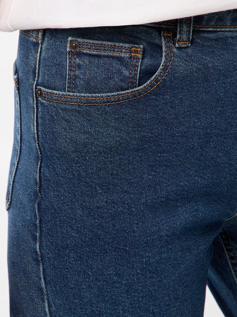 Vaquero con corte mom - L30 Azul - Kiabi