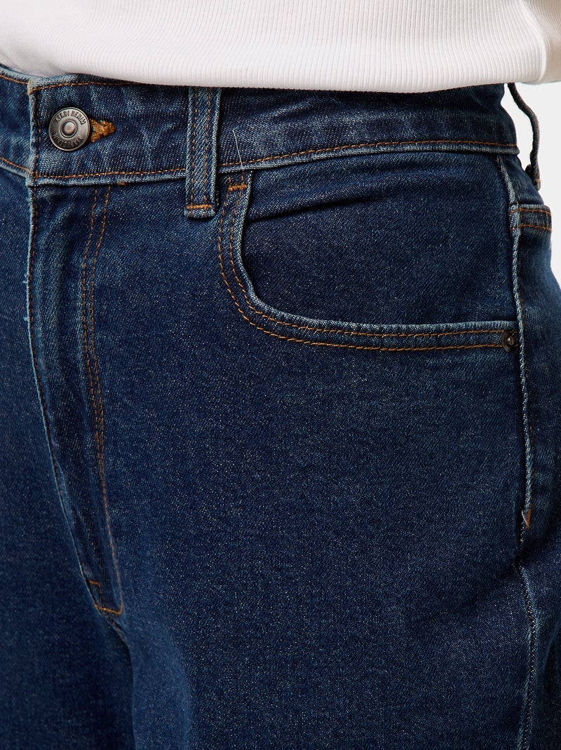Vaquero con corte mom - L32 Azul - Kiabi