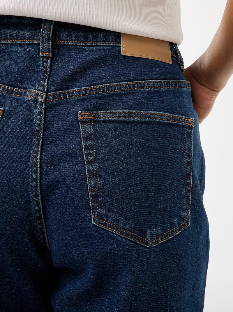 Vaquero con corte mom - L32 Azul - Kiabi