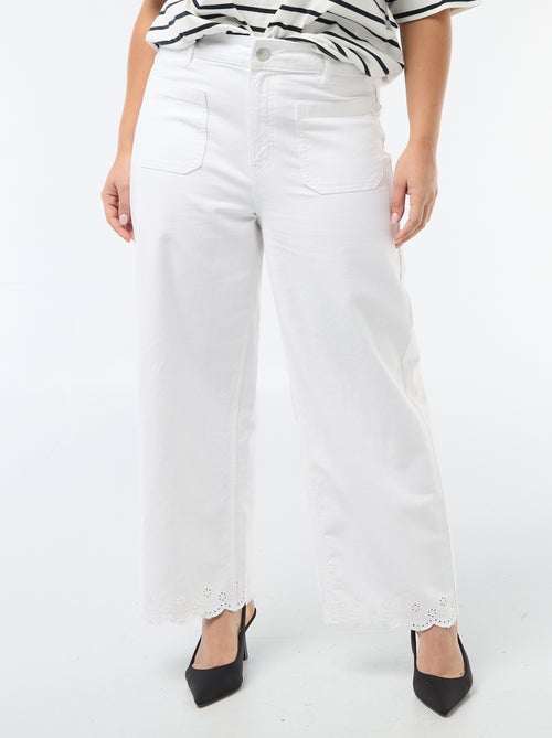 Vaquero de pierna ancha y tiro alto con bolsillos de parche delanteros y traseros - Kiabi