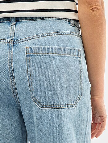 Vaquero de tiro alto con botones