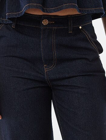 Vaquero de tiro alto con vuelta en el bajo