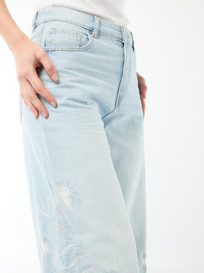 Vaquero denim de pierna ancha con bordados Azul - Kiabi
