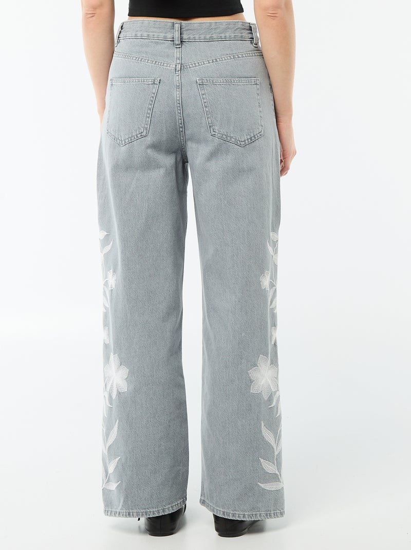 Vaquero denim de pierna ancha con bordados Gris - Kiabi