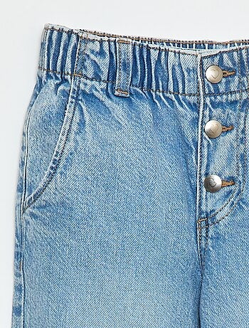 Vaquero mom con bolsillos en forma de corazón