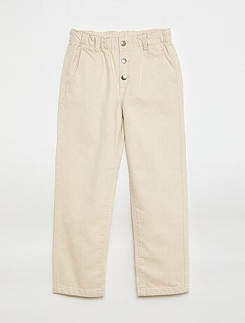 Vaquero mom con bolsillos en forma de corazón