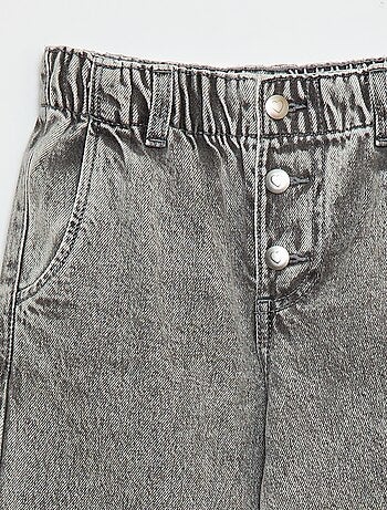 Vaquero mom con bolsillos en forma de corazón