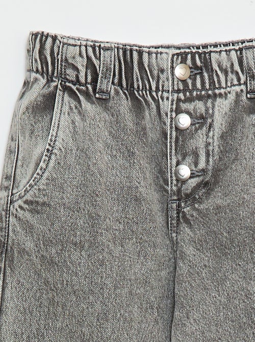 Vaquero mom con bolsillos en forma de corazón - Kiabi