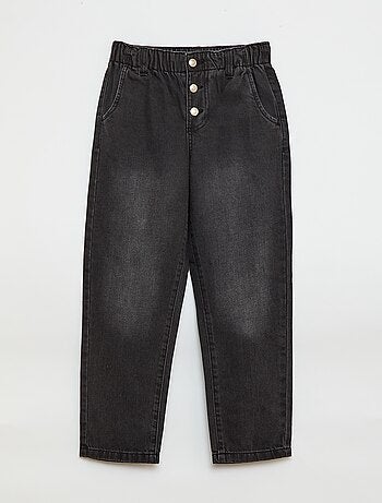 Vaquero mom con bolsillos en forma de corazón