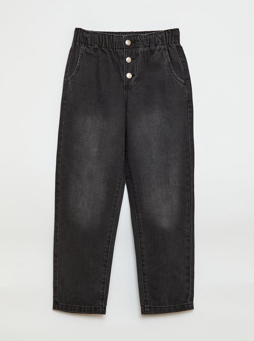 Vaquero mom con bolsillos en forma de corazón - Kiabi Vaquero mom con bolsillos en forma de corazón - Kiabi