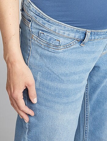 Vaquero mom premamá con abrasiones