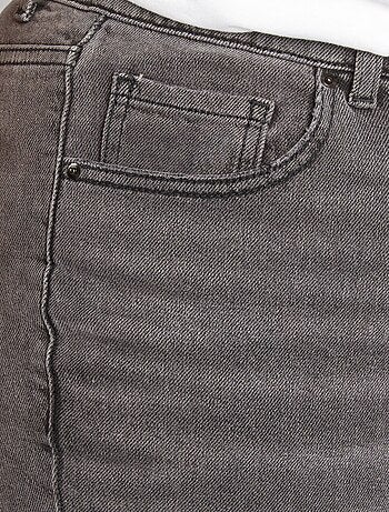 Vaquero mom tiro alto