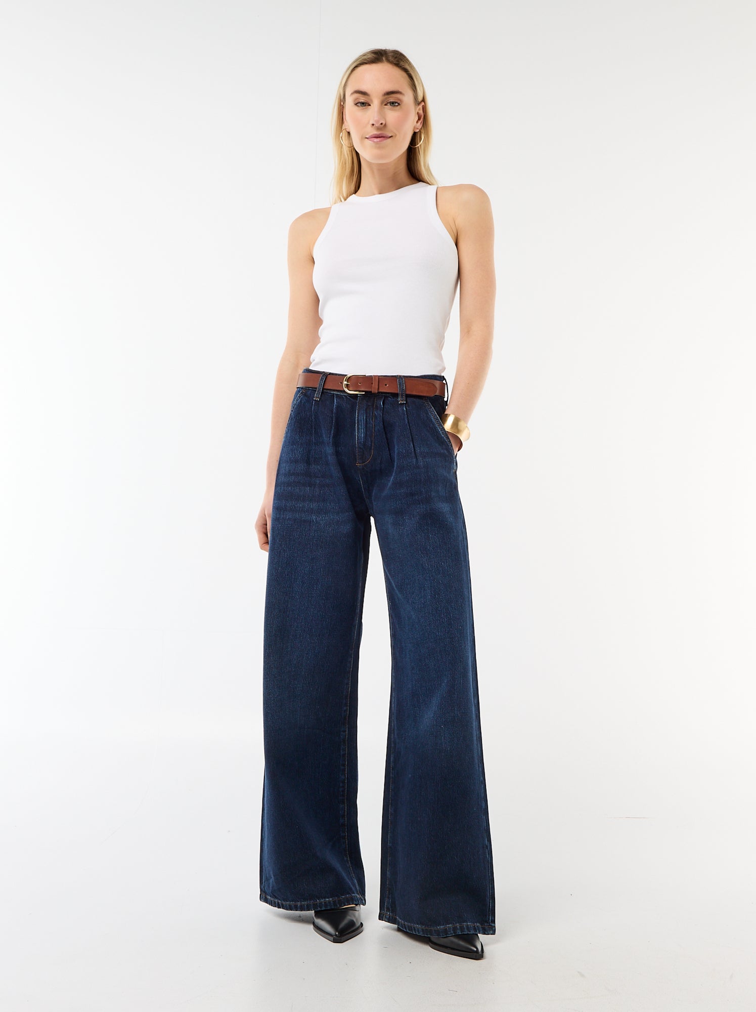 Vaquero palazzo de corte ancho y talle alto