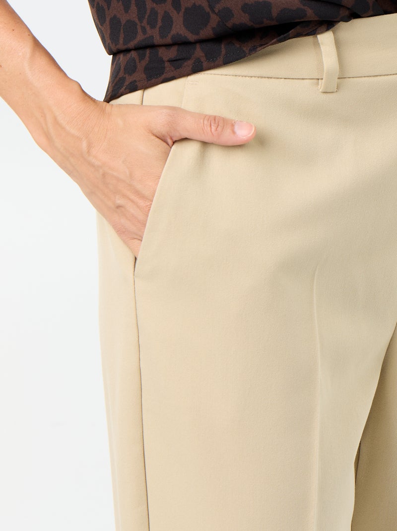 Vaquero pitillo liso con 2 bolsillos Beige - Kiabi